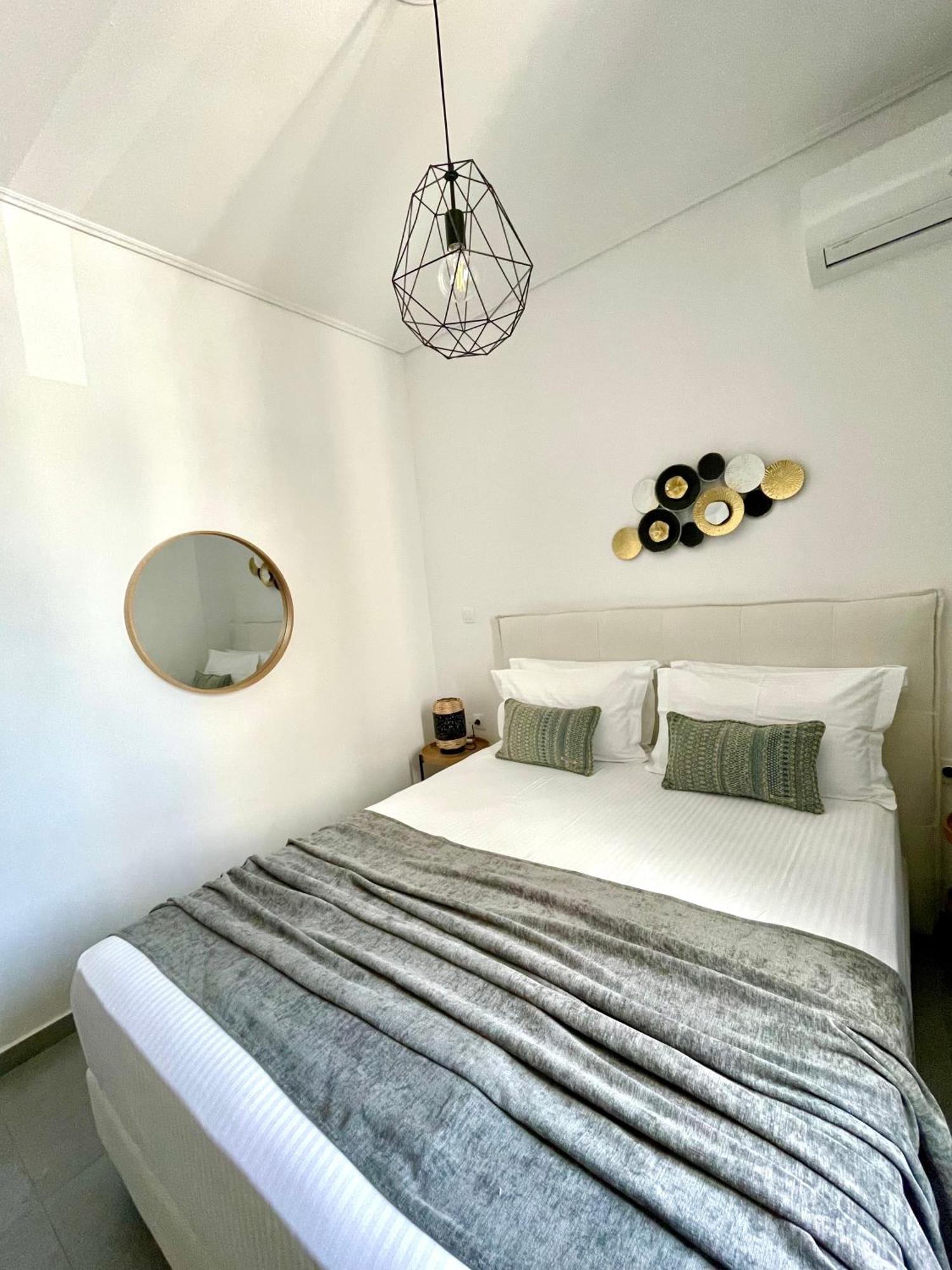 Emanouela'S Apartement In The Center Of Adamas Esterno foto
